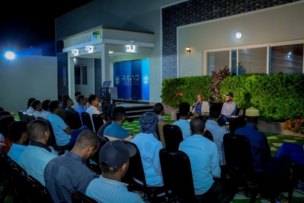 Kulankii RAAD iyo Qoraa Axmed Ibraahim Cawaale