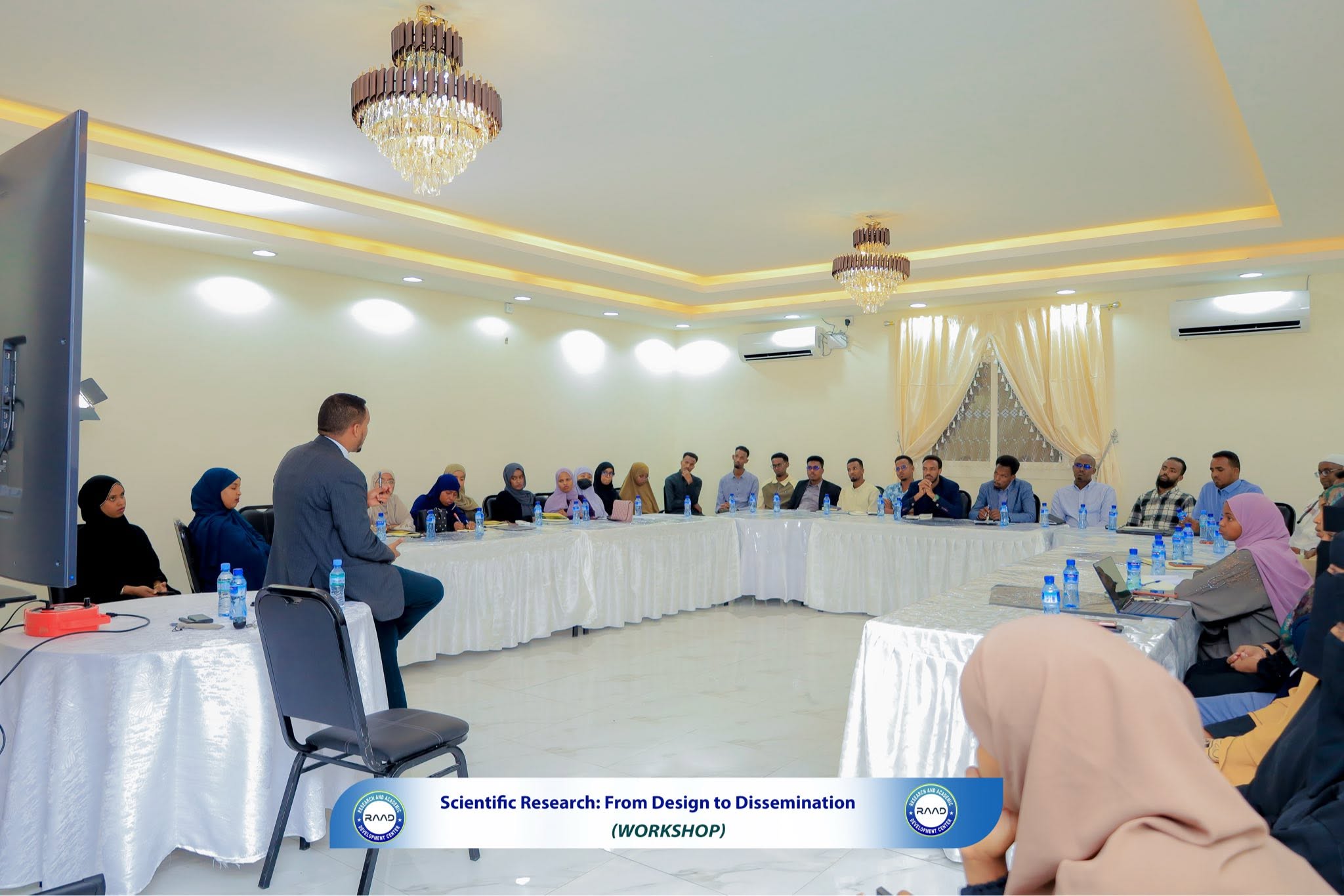 Xarunta RAAD oo qabatay Workshop ku Saabsan Habraaca Cilmi-baadhista: Qorsheyn ilaa Faafin